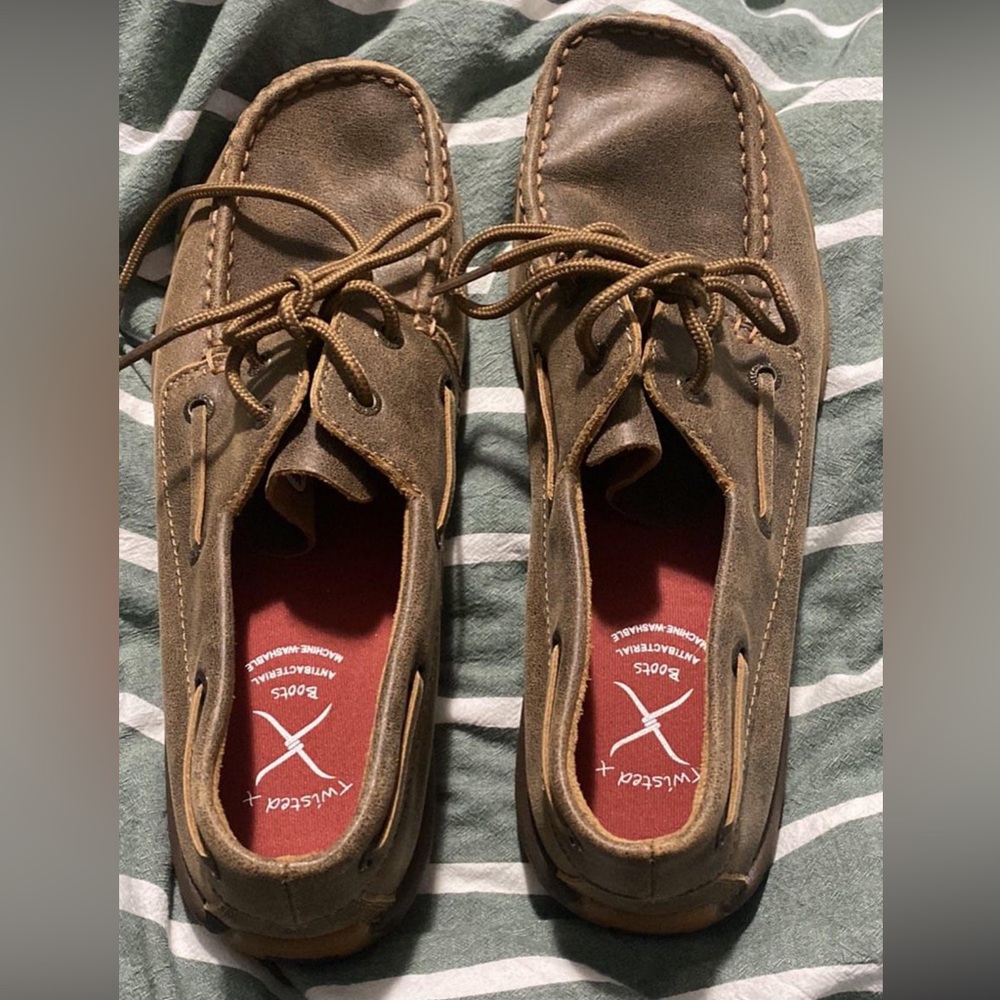 Twisted x woman’s shoe size 9.
